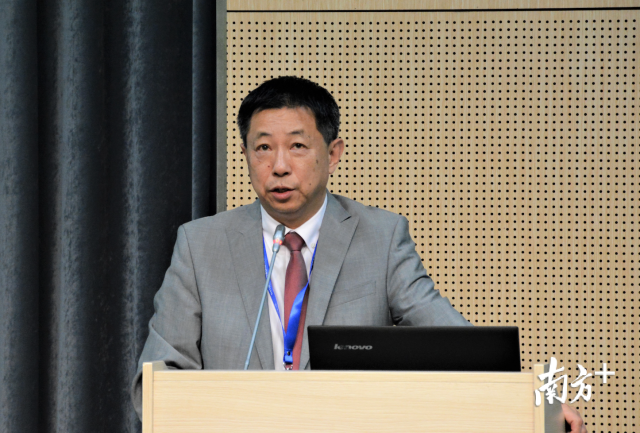 汕头大学长江新闻与传播学院院长刘昶。 汕头大学长江新闻与传播学院院长刘昶。