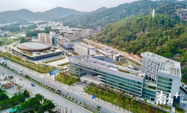 汕头大学全景图。杨立轩摄 汕头大学全景图。杨立轩摄