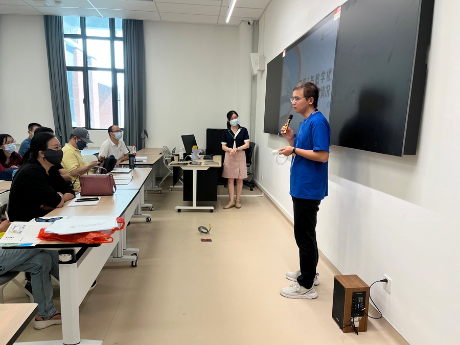 为东海岸校区开学工作蓄力——教务处组织开展教师培训及参观活动