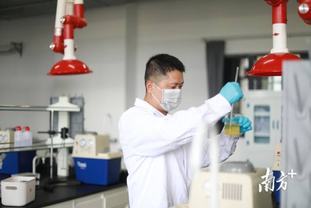 广东工业大学(揭阳校区)先进制造学院教师章泽杰。