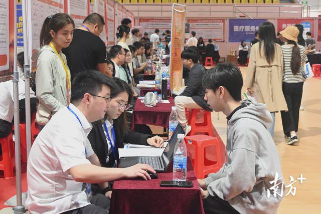 汕大2024校友企业专场招聘会