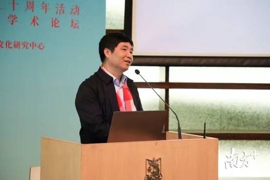 全国侨联中国华侨华人研究所所长张春旺。 王涵琦 摄 全国侨联中国华侨华人研究所所长张春旺。 王涵琦 摄